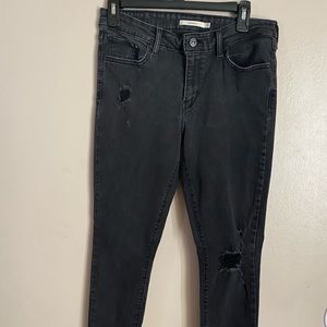 Levi’s black skinny jeans